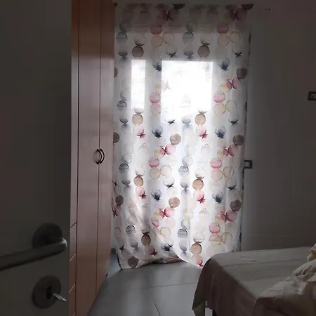 Accogliente Bilocale In Affitto - - Controlla Il Profilo Apartament